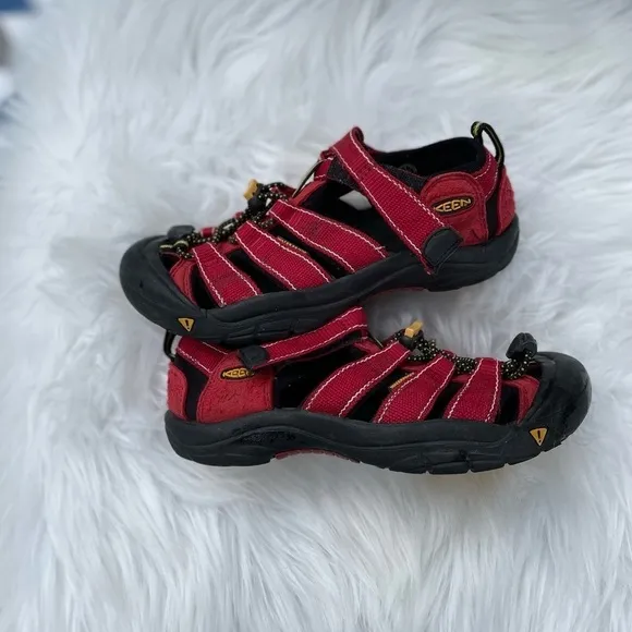 Keen Red Waterproof Sandal Hiking Sport Kid Size 3 - Newport H2